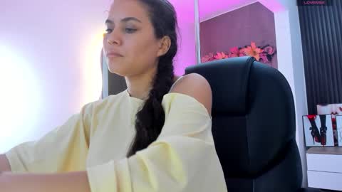 natasha online show from November 29, 11:58 am