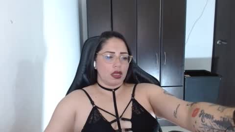 Natasha Smithe  online show from September 26, 3:15 am