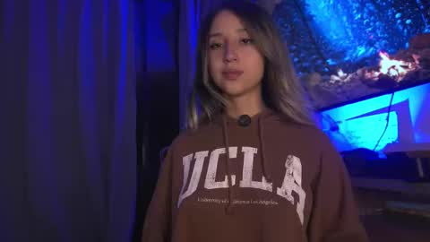 Natasha Independent model online show from December 21, 8:07 am