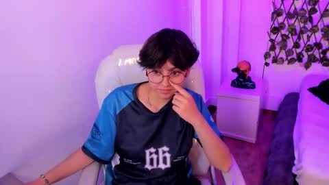 nathalyy_ds online show from February 8, 7:28 pm