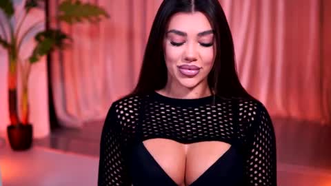 Naty online show from April 5, 7:13 pm