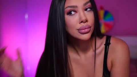 Snapshot of natydesiree chatting on February 17, 4:53 am Naty online show from February 17, 4:53 am