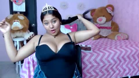 Zoe online show from November 25, 7:58 pm