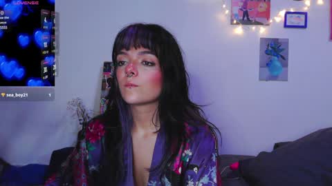 Snapshot of naughty_em_17 chatting on December 14, 10:56 am Em  please help me reach 100 thumbs up 3 online show from December 14, 10:56 am