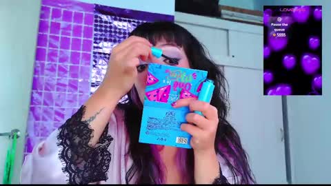 Snapshot of naughty_em_17 chatting on March 9, 6:11 pm Em  please help me reach 100 thumbs up 3 online show from March 9, 6:11 pm