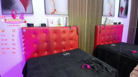 sam online show from December 4, 3:09 am