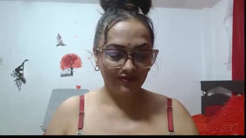 naughtygoddesss online show from October 29, 1:54 am