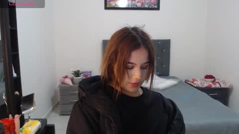 Snapshot of naughtyplayass chatting on October 23, 7:09 pm naughtyplayass online show from October 23, 7:09 pm