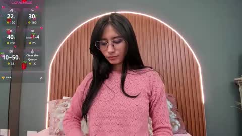 Naye  online show from November 8, 4:17 am