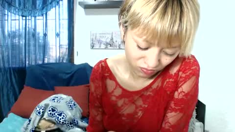 Snapshot of nena_lov chatting on January 22, 9:55 pm Star  online show from January 22, 9:55 pm