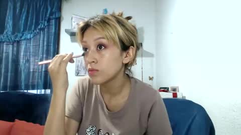 Snapshot of nena_lov chatting on February 14, 10:04 pm Star  online show from February 14, 10:04 pm