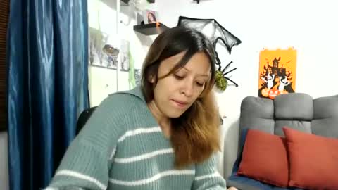 Snapshot of nena_lov chatting on October 13, 11:07 pm Star  online show from October 13, 11:07 pm