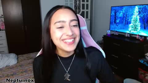 Neptu noxx online show from December 21, 8:24 pm