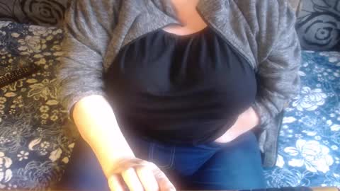 Lilly  online show from November 10, 12:22 pm