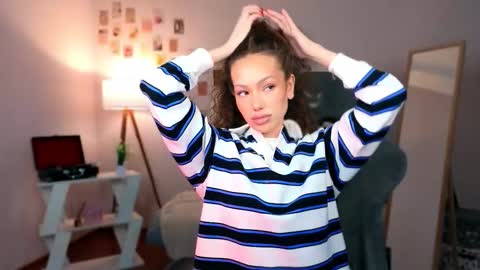 Lilly online show from February 16, 11:32 am