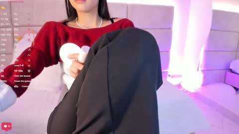 Nia online show from February 3, 12:21 pm