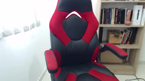 sara online show from February 5, 3:48 pm