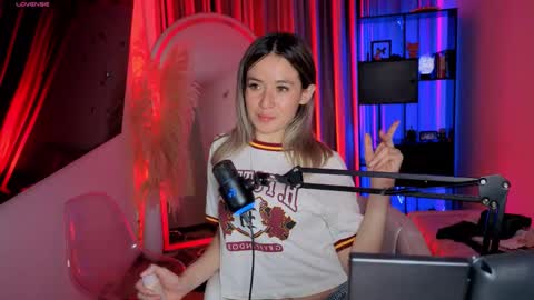 Nicky online show from January 31, 11:36 pm