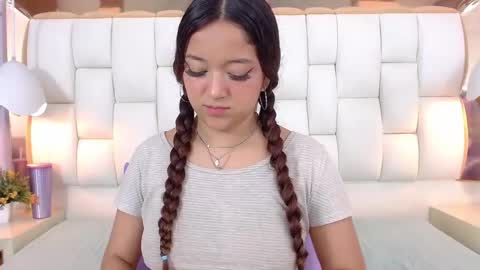 Nicole online show from October 2, 12:21 pm