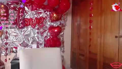 Nicole Santana online show from February 19, 10:08 pm