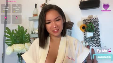 NICOLE online show from February 7, 2:10 pm