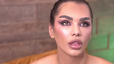 Nicole online show from September 12, 8:34 am