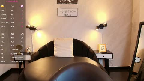 Nicoll  online show from February 26, 3:11 pm