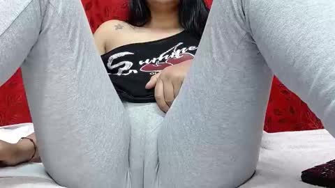 NICOLLE online show from December 15, 9:53 pm