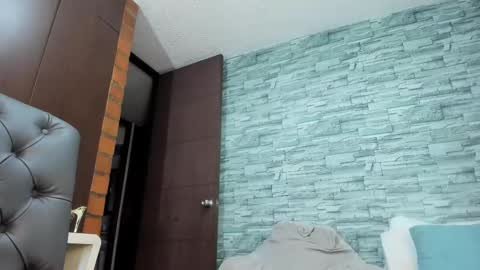 nicollesofia3 online show from March 12, 11:53 am