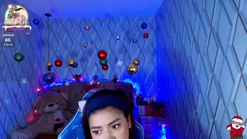 Nicolle Miley online show from December 16, 4:29 am