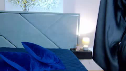 NicolRos online show from November 22, 3:26 pm