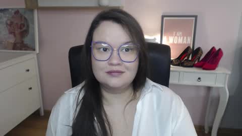 Holly online show from February 13, 6:59 am