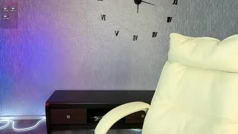 NikaStill  online show from September 29, 6:07 am