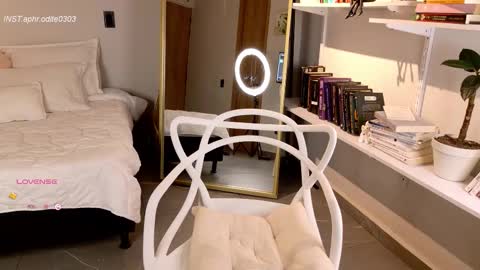 Nicole cam online show from November 8, 10:48 pm