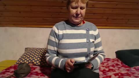 Nikole1 online show from December 19, 4:43 pm