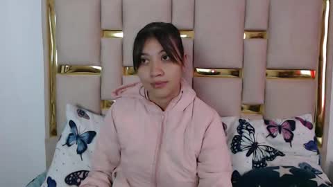 Nina Carther online show from November 17, 11:22 am