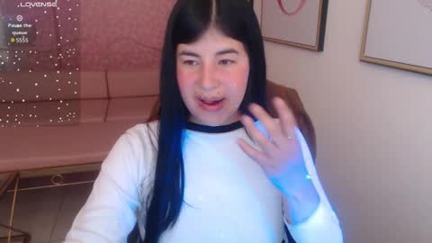 Nina online show from February 9, 12:40 pm