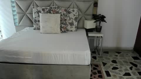  Nina  online show from October 16, 8:33 pm