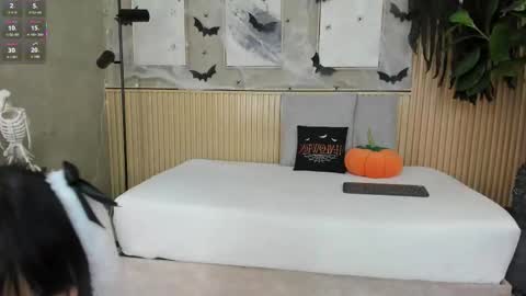 NINA online show from November 1, 1:26 pm