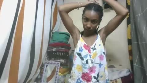 ninaeaa online show from February 20, 6:48 am