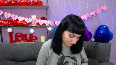 ninaflawlees online show from February 11, 6:44 pm