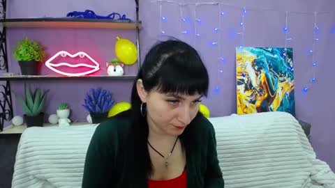 ninaflawlees online show from January 21, 7:17 pm