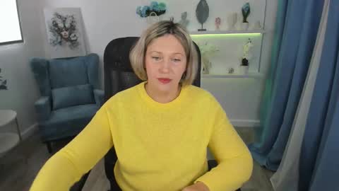 ninastarle online show from October 1, 4:50 am