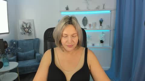 ninastarle online show from September 24, 5:06 am