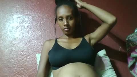 ninie246746 online show from February 5, 4:59 am