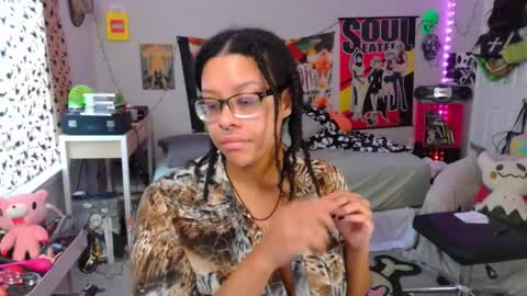 kiwi online show from October 1, 1:49 pm