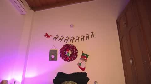 noah_0814 online show from December 20, 3:21 am