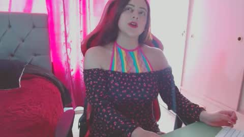 Noamartin online show from September 14, 7:45 pm