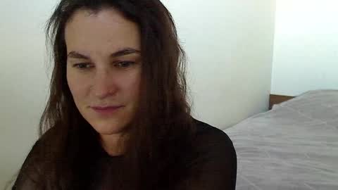 Snapshot of noirangel_ chatting on October 20, 5:10 am noirangel_ online show from October 20, 5:10 am