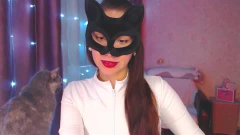 Send message when u here online show from October 8, 3:55 am
